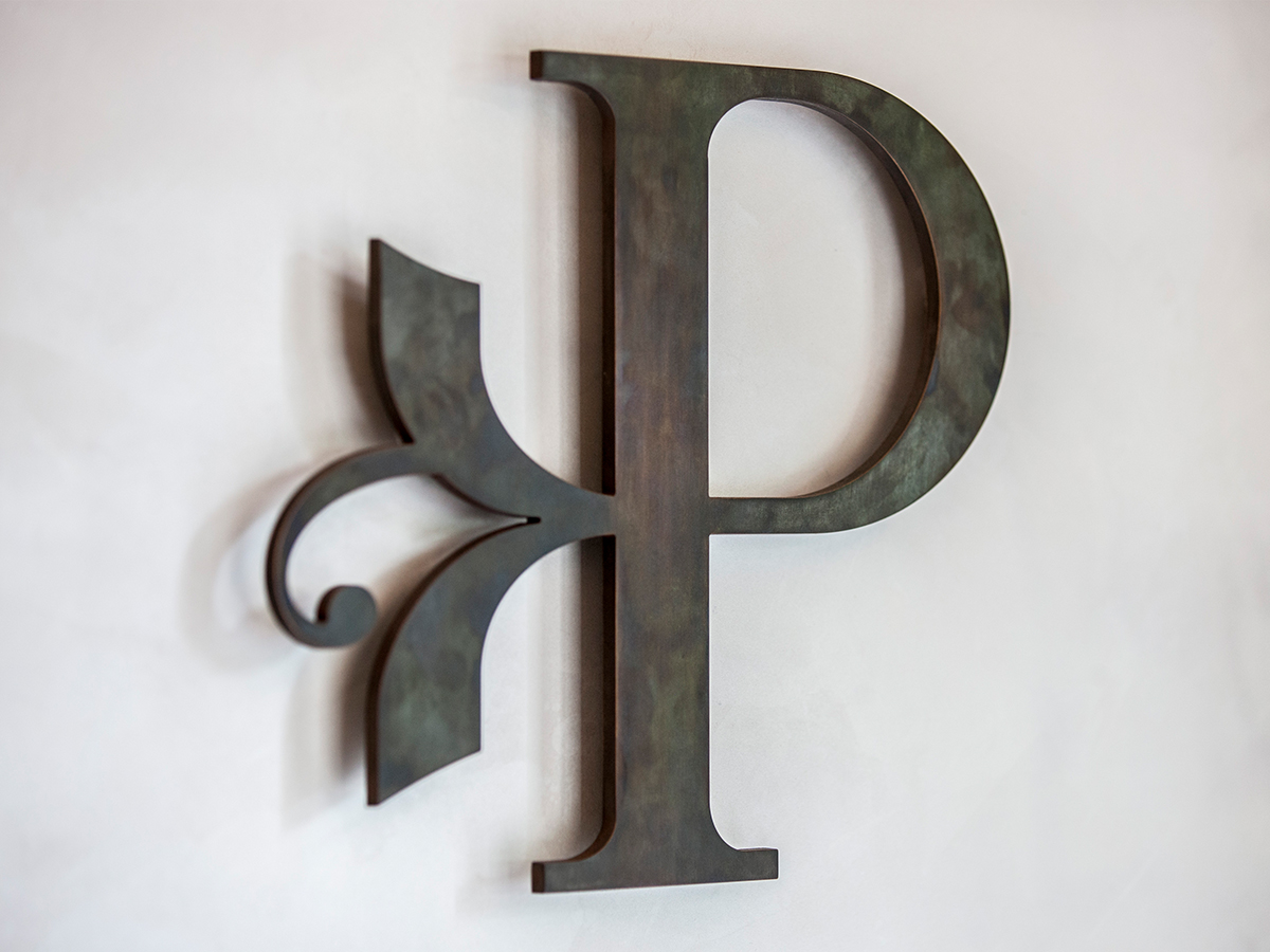 The Dorchester Parcafé – Park Lane, London The Dorchester Parcafé – Park Lane, London – Branding. Signage design.