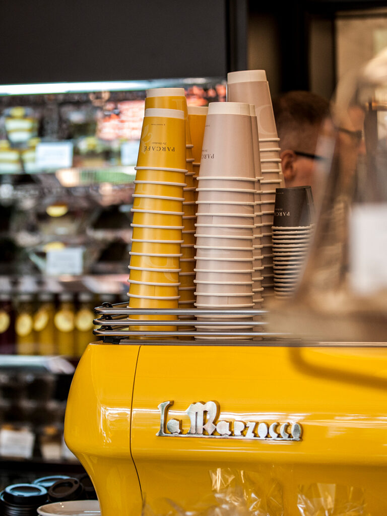 The Dorchester Parcafé – Park Lane, London The Dorchester Parcafé – Park Lane, London – Branding. Coffee cup design.